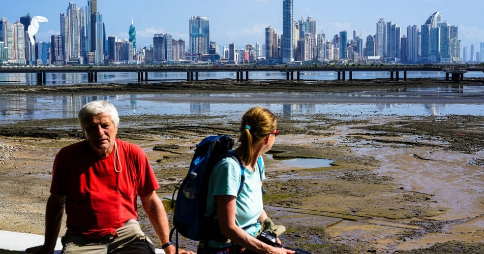 Panama-Reside-Panama-PNG