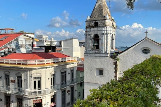 Vista Corona Rooftop Panama